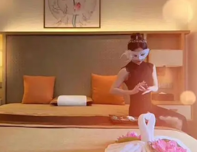 我在厦门体验了下高端男士按摩spa会馆，私人会所花样超多
